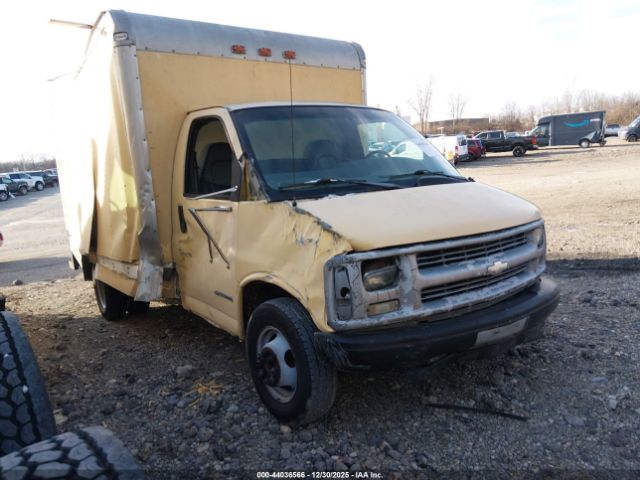 Chevrolet Express Image 1