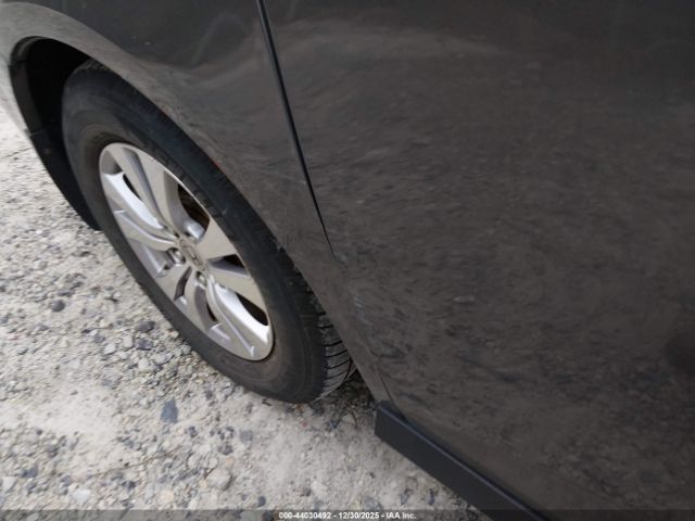 Honda Odyssey Ex Image 8