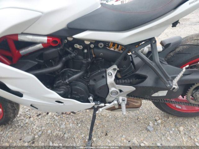 Ducati Supersport Image 4