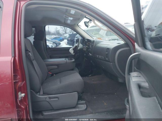 Chevrolet Silverado 1500 Lt Image 3