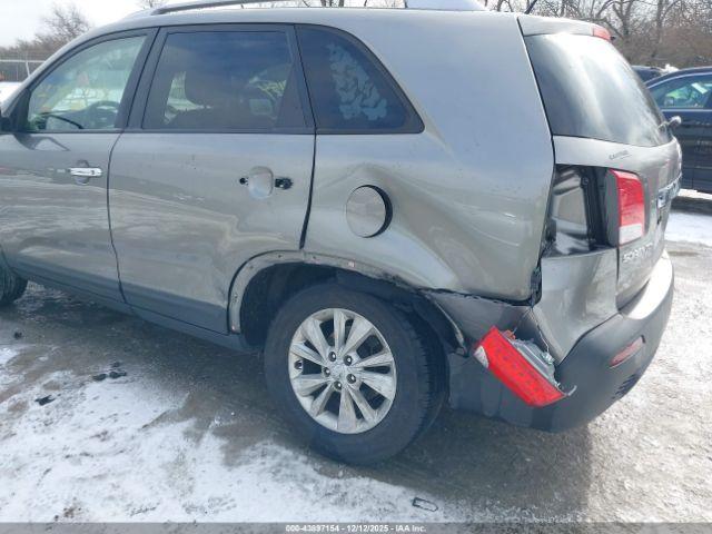 Kia Sorento Lx V6 Image 2