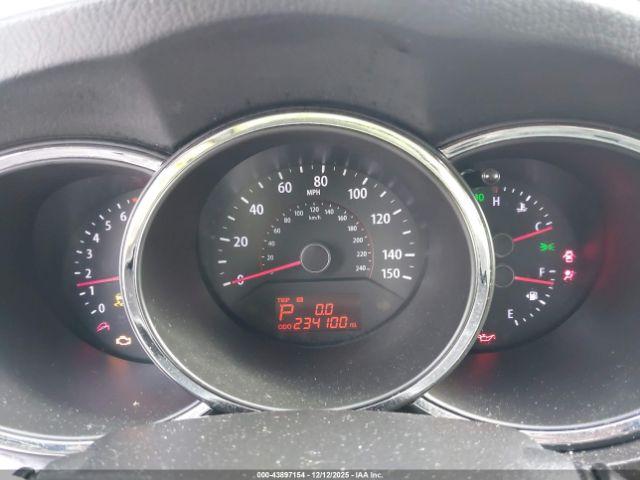 Kia Sorento Lx V6 Image 8