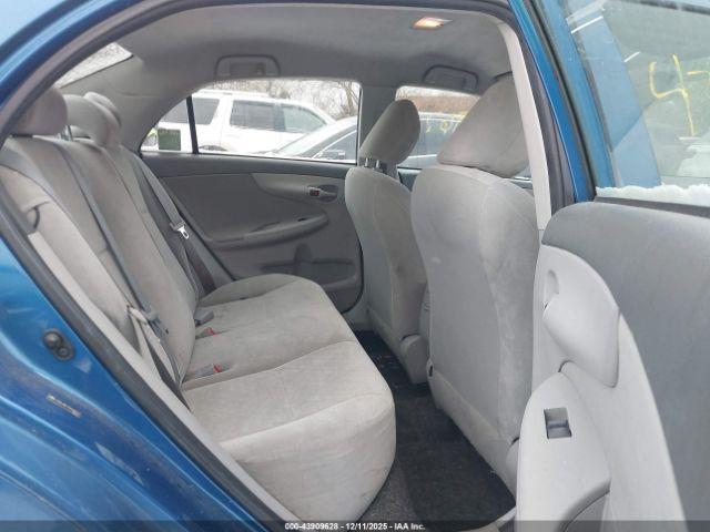 Toyota Corolla Le Image 6