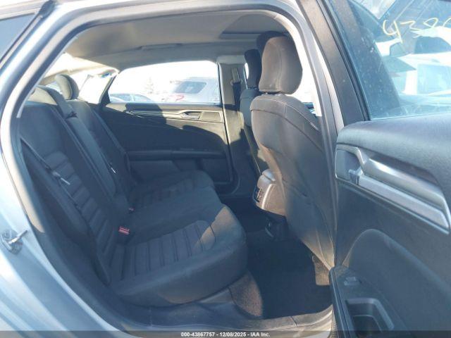 Ford Fusion Se Image 7