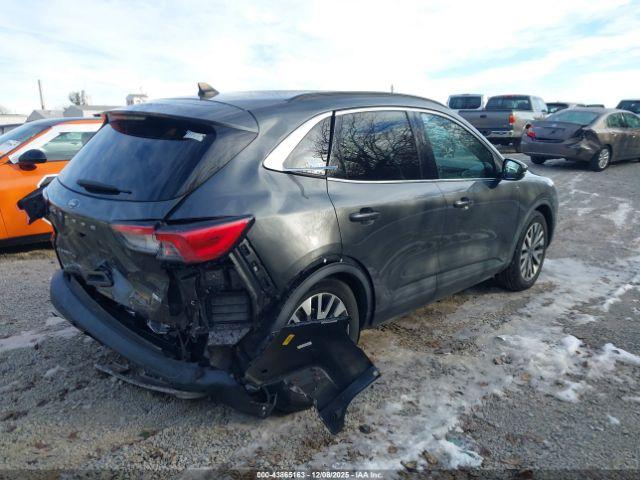 Ford Escape Titanium Image 15