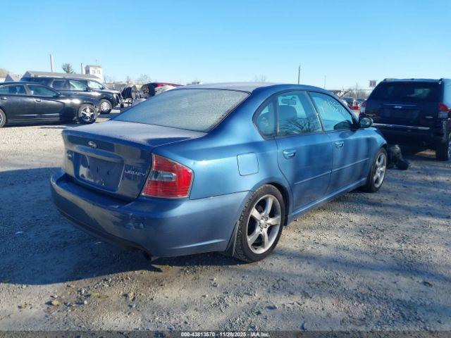 Subaru Legacy 2.5i Image 4