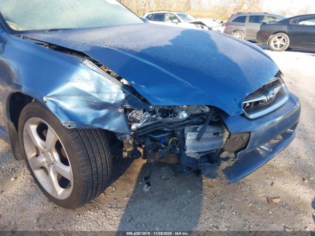 Subaru Legacy 2.5i Image 3