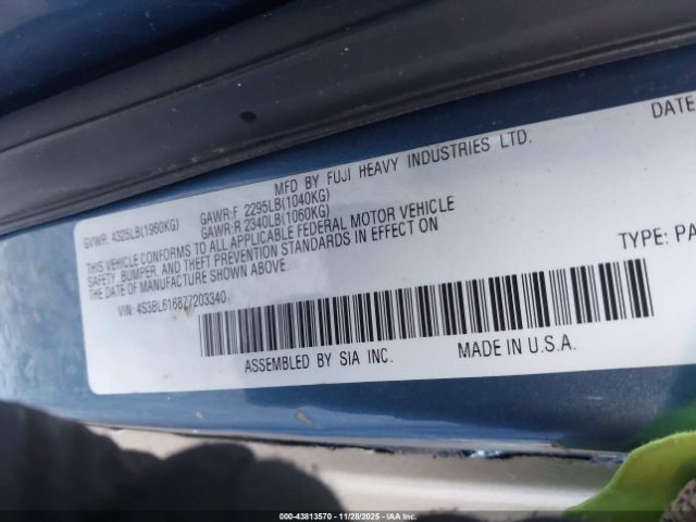 Subaru Legacy 2.5i Image 6