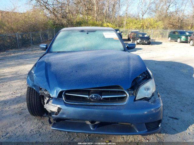 Subaru Legacy 2.5i Image 18