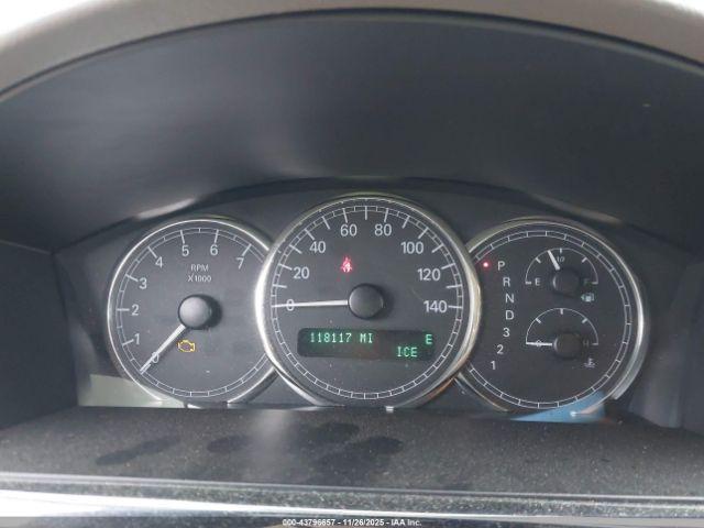 Buick LaCrosse Cxl Image 7