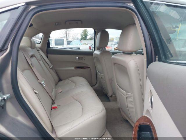 Buick LaCrosse Cxl Image 6