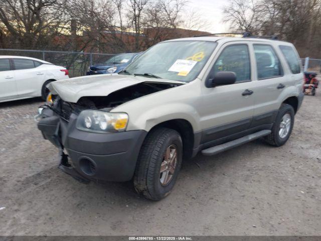Ford Escape Image 11