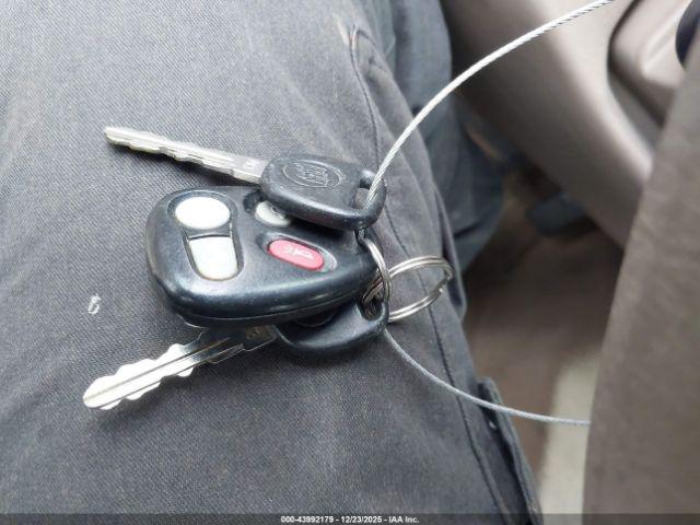 Buick LeSabre Limited Image 3