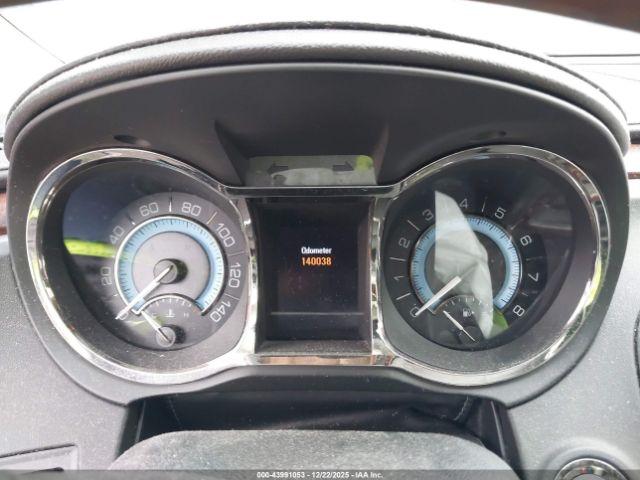 Buick LaCrosse Premium 3 Group Image 16