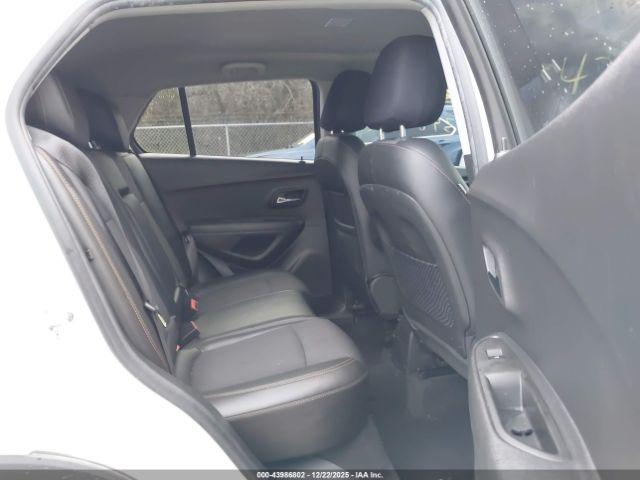 Chevrolet Trax Lt Image 10