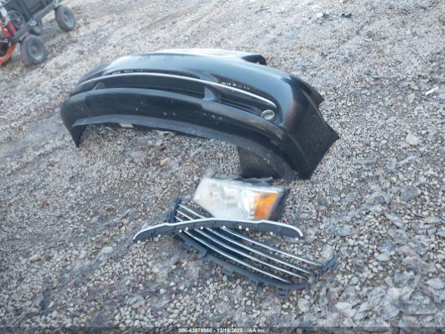 Chrysler Town & Country Touring Image 7