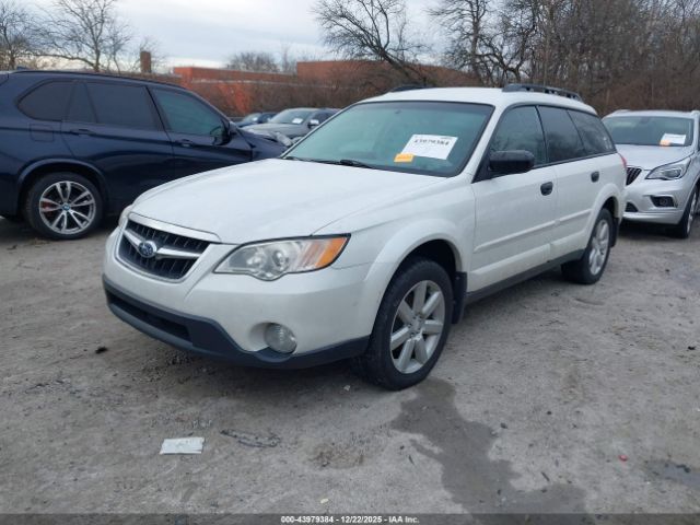 Subaru Outback 2.5i Image 8