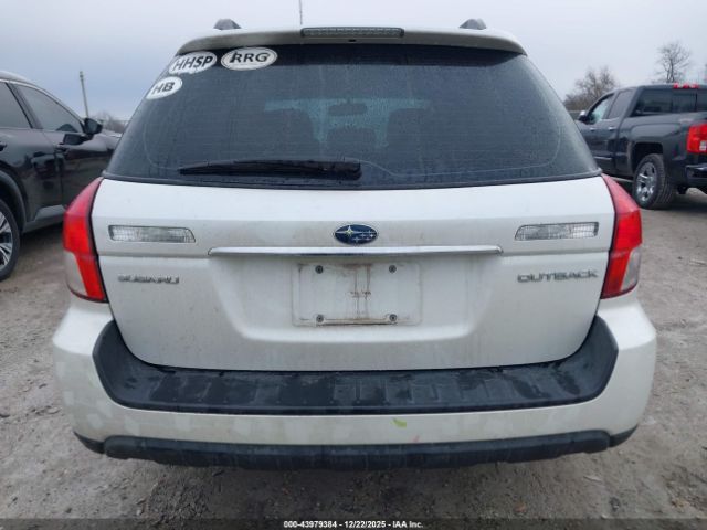 Subaru Outback 2.5i Image 4