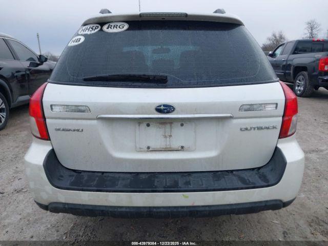 Subaru Outback 2.5i Image 4