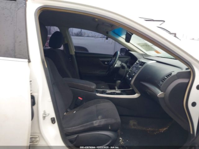 Nissan Altima 2.5 Sv Image 14