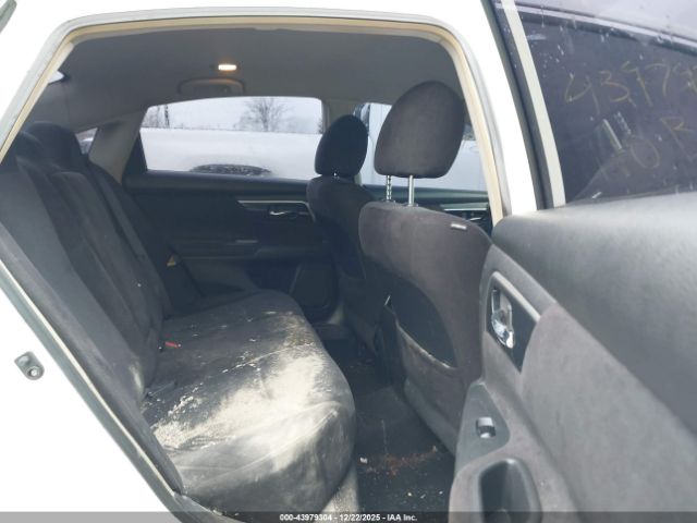 Nissan Altima 2.5 Sv Image 10