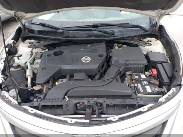 Nissan Altima 2.5 Sv Image 5