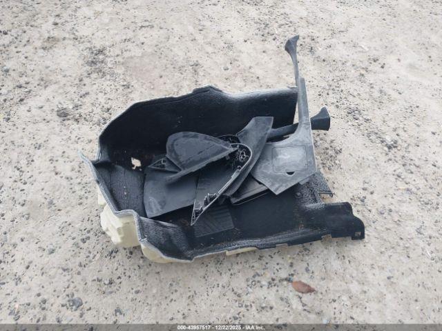 Mercedes-Benz E-Class 4matic Image 8