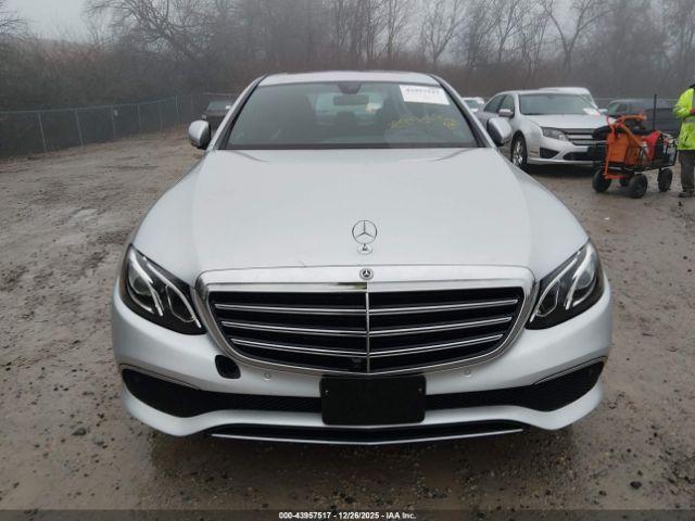 Mercedes-Benz E-Class 4matic Image 11