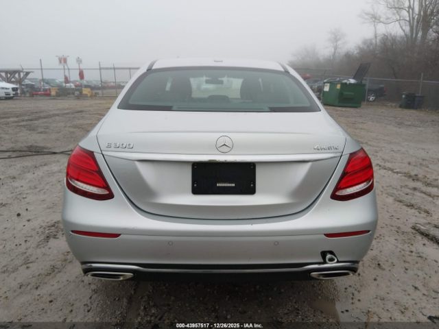 Mercedes-Benz E-Class 4matic Image 13