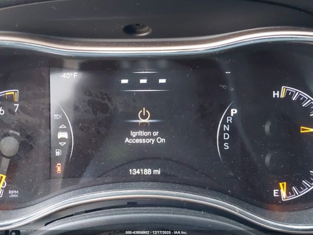 Jeep Grand Cherokee Laredo Image 6