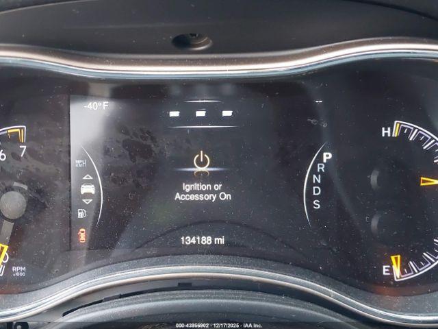 Jeep Grand Cherokee Laredo Image 6