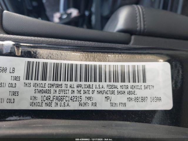 Jeep Grand Cherokee Laredo Image 10