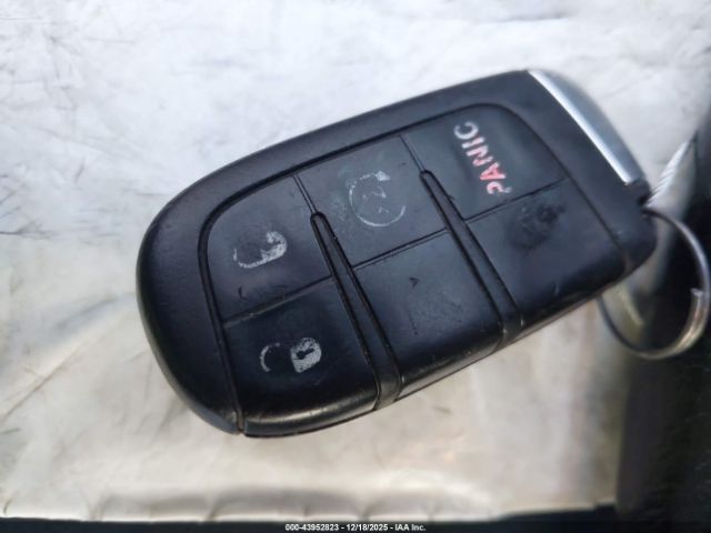 Jeep Renegade Limited Image 18