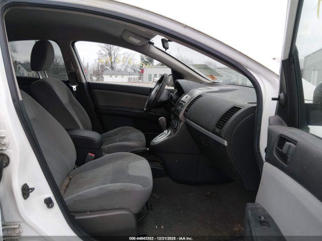 Nissan Sentra 2.0 Image 2